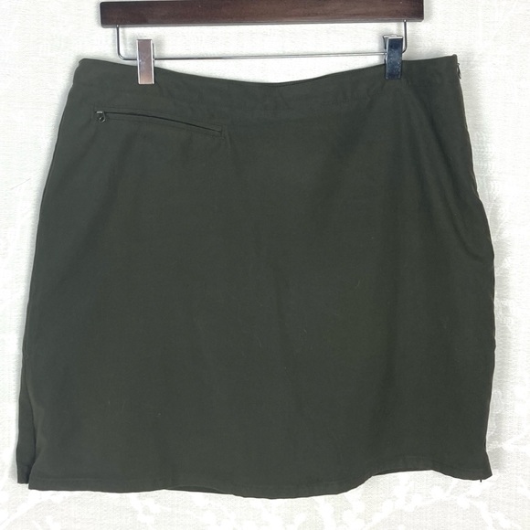 Patagonia Dresses & Skirts - PATAGONIA SKORT FISHING SKIRT SHORTS OLIVE 12